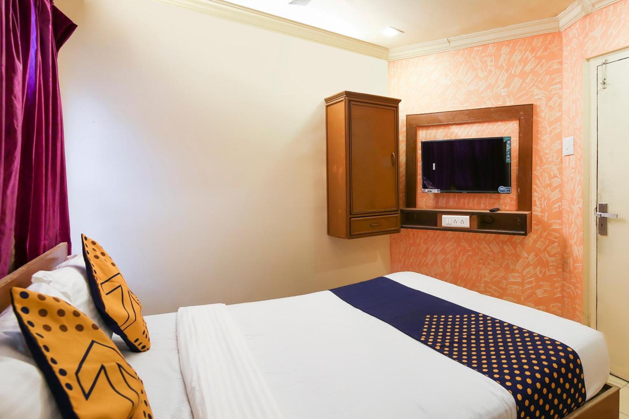 אחמדאבאד Hotel O Super Guest House מראה חיצוני תמונה